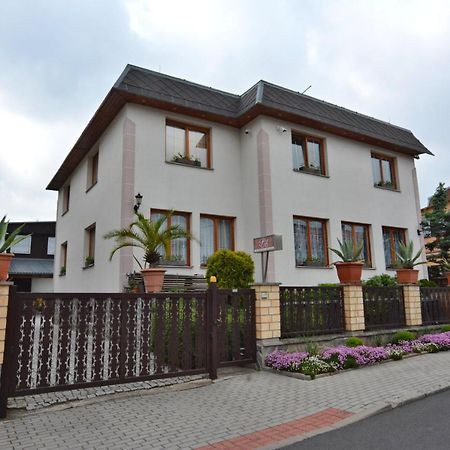 Apartmany カルロヴィ・ヴァリ エクステリア 写真