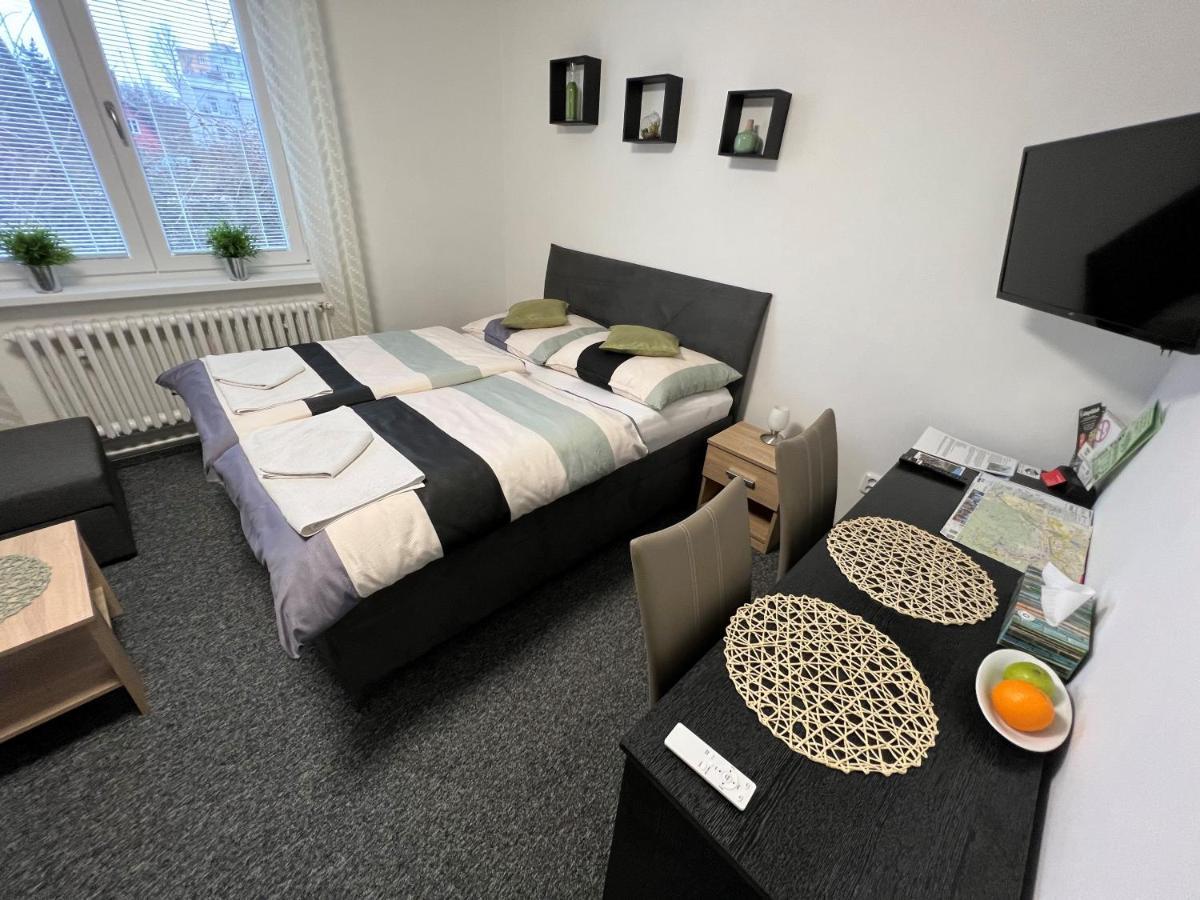 Apartmany カルロヴィ・ヴァリ エクステリア 写真