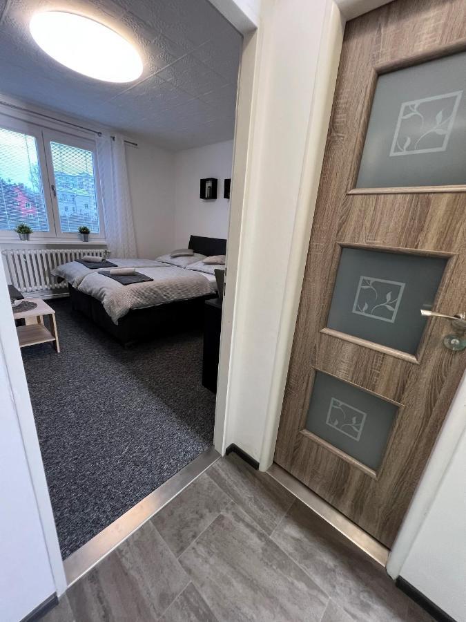 Apartmany カルロヴィ・ヴァリ エクステリア 写真